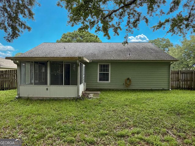 143 Lake Jordan Boulevard, Kingsland, GA 31548