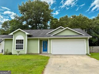 143 Lake Jordan Boulevard, Kingsland, GA 31548
