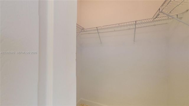 2929 SE 2nd St 7, Homestead, FL 33033