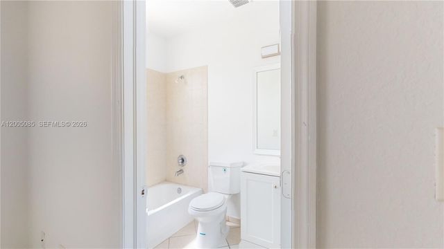 2929 SE 2nd St 7, Homestead, FL 33033