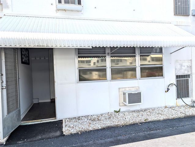 5850 18TH STREET N 11, St Petersburg, FL 33714