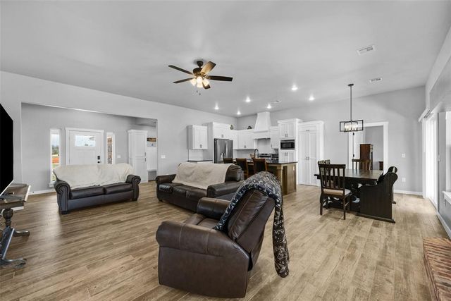 2367 County Road 1336 Road, Blanchard, OK 73010