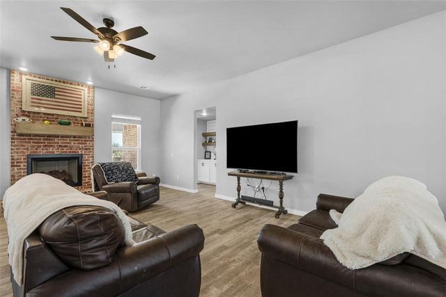 2367 County Road 1336 Road, Blanchard, OK 73010