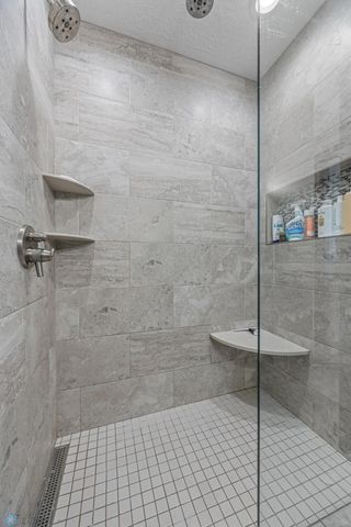 6884 21st Street S, Fargo, ND 58104