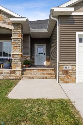 6884 21st Street S, Fargo, ND 58104