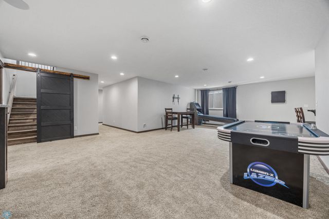 6884 21st Street S, Fargo, ND 58104