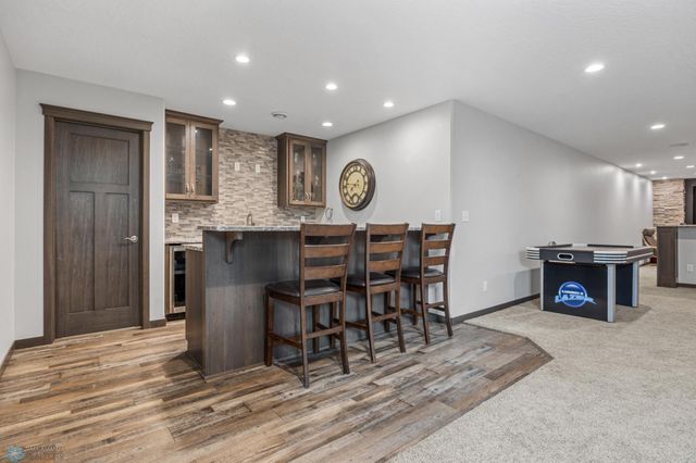 6884 21st Street S, Fargo, ND 58104