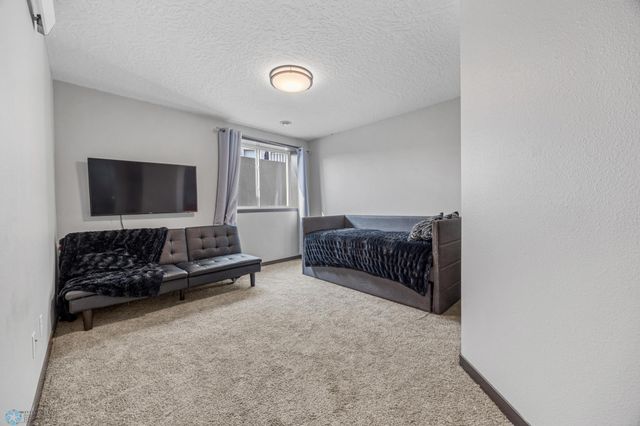 6884 21st Street S, Fargo, ND 58104