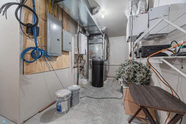 6884 21st Street S, Fargo, ND 58104