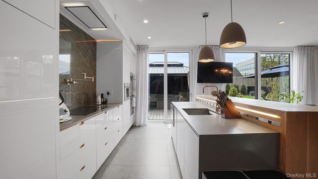 316 Acre Lane, Hicksville, NY 11801