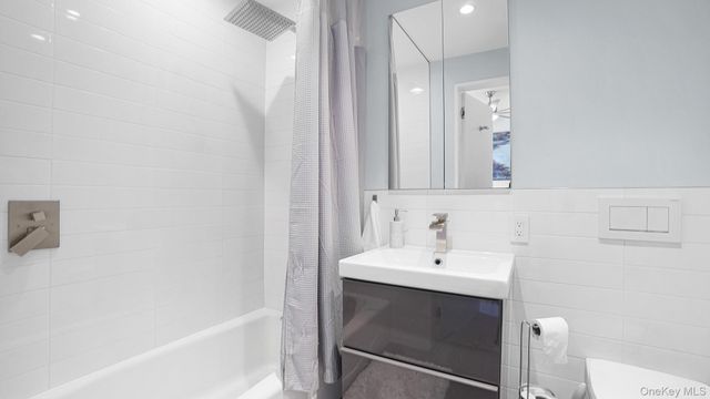 316 Acre Lane, Hicksville, NY 11801