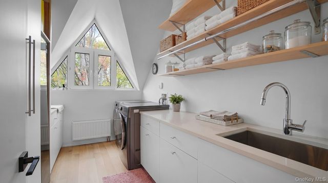 316 Acre Lane, Hicksville, NY 11801