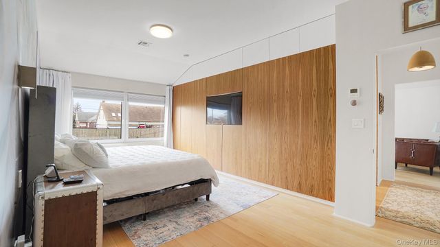 316 Acre Lane, Hicksville, NY 11801