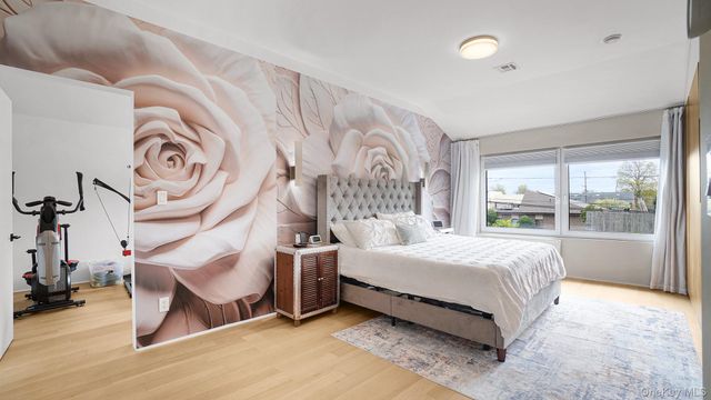 316 Acre Lane, Hicksville, NY 11801