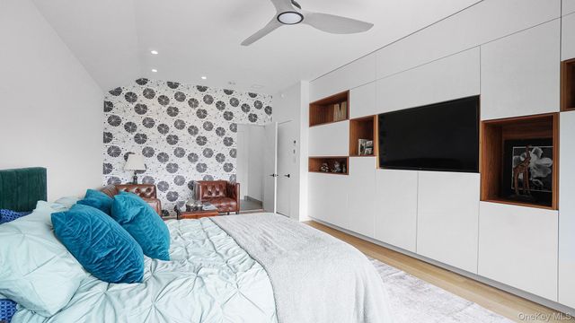 316 Acre Lane, Hicksville, NY 11801