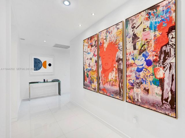 1100 Biscayne Blvd 4001, Miami, FL 33132