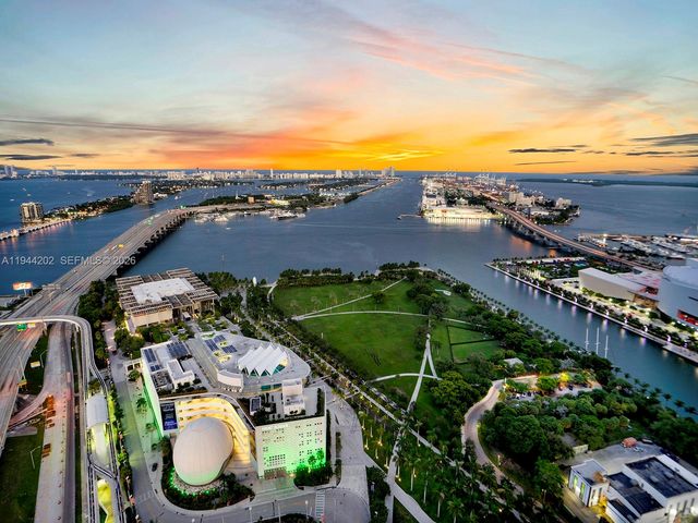 1100 Biscayne Blvd 4001, Miami, FL 33132