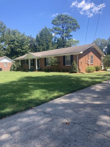 212 Wilson Ave, Murfreesboro, TN 37130