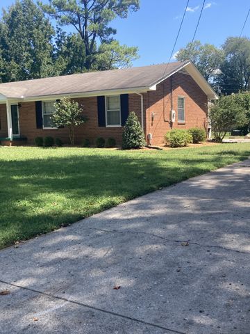 212 Wilson Ave, Murfreesboro, TN 37130
