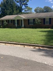 212 Wilson Ave, Murfreesboro, TN 37130