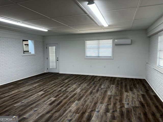 1159 W Roanoke Extension, Fitzgerald, GA 31750