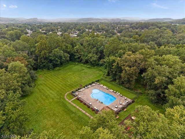 108 Saratoga Sq, Wayne Twp., NJ 07470