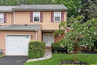 108 Saratoga Sq, Wayne Twp., NJ 07470