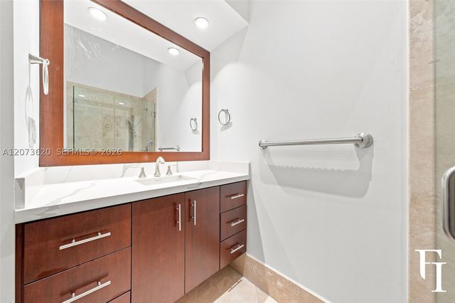 60 Edgewater Dr East, Coral Gables, FL 33133