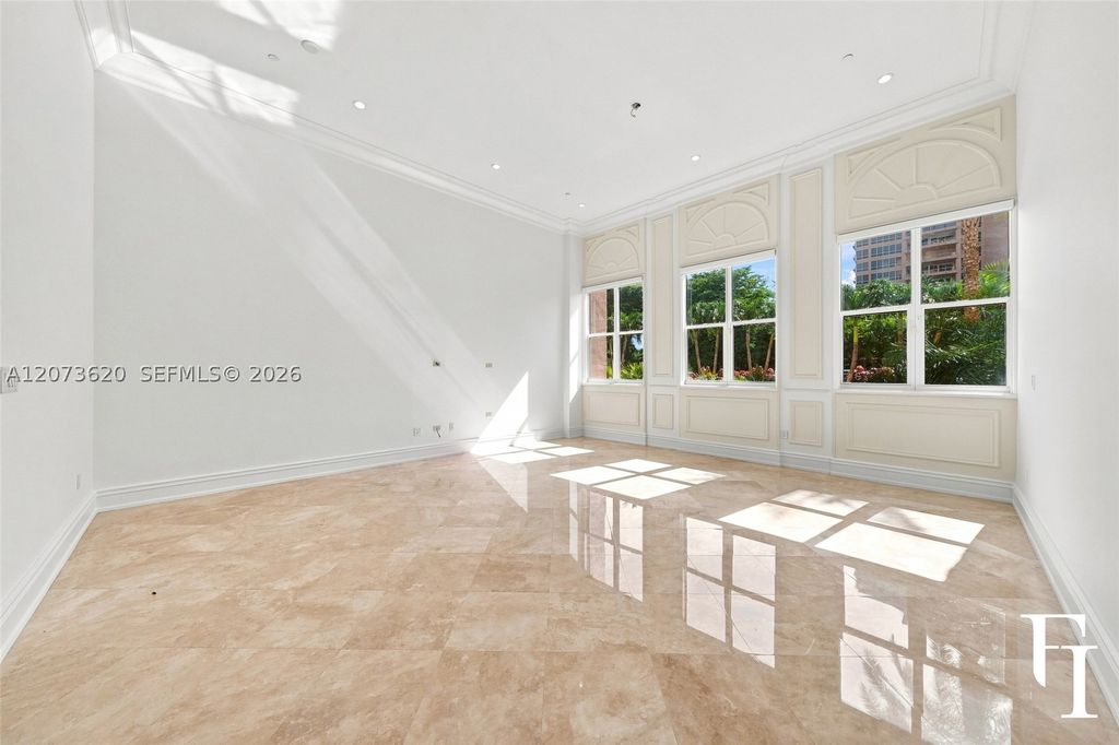 60 Edgewater Dr East, Coral Gables, FL 33133