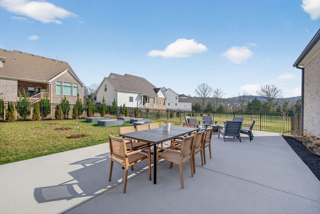 1125 Angela Ann Ct, Nolensville, TN 37135