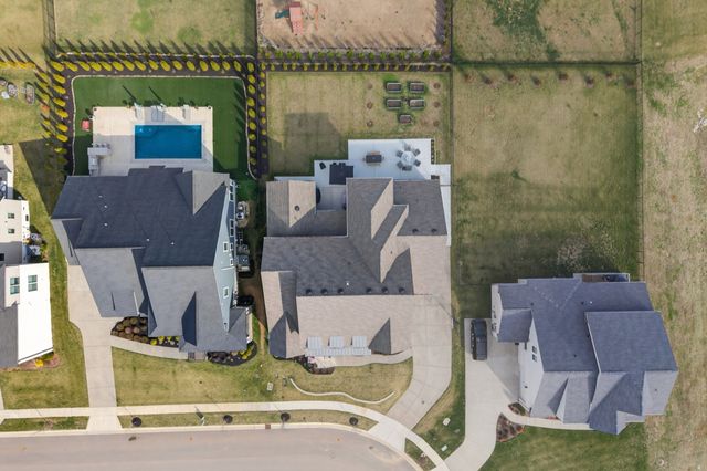 1125 Angela Ann Ct, Nolensville, TN 37135