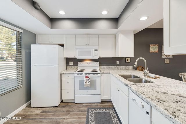 503 S BOOJUM Way, Mesa, AZ 85208