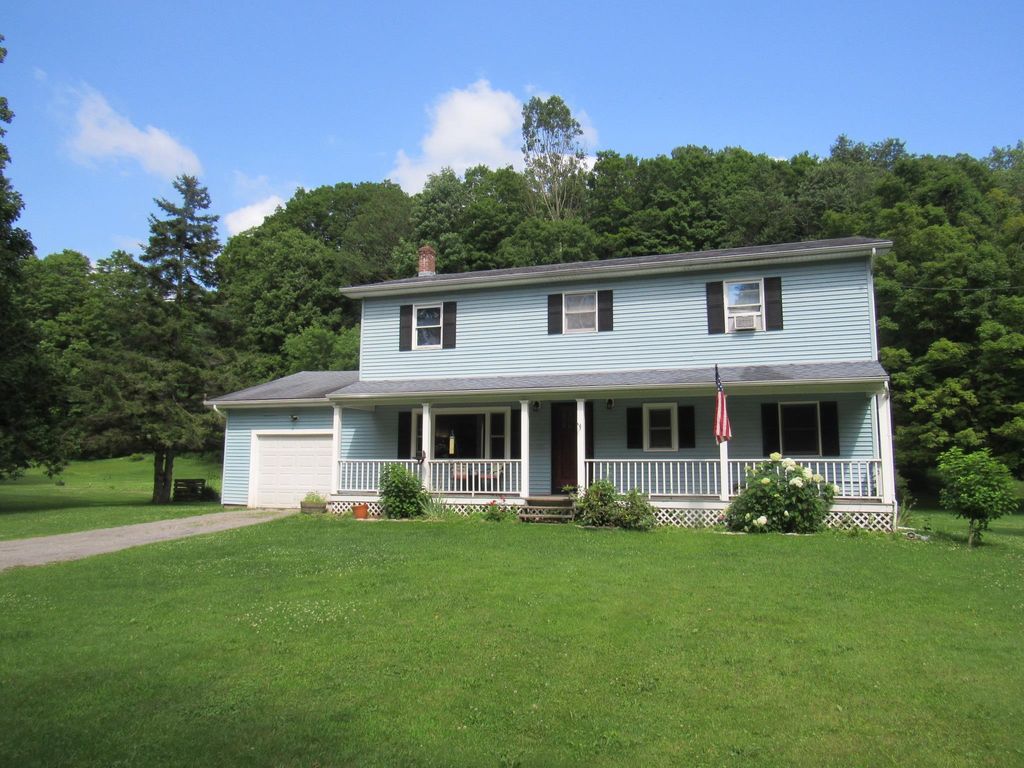 446 VT Route 15, Underhill, VT 05489