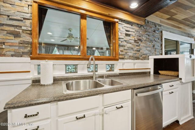 2431 CYPRESS SPRINGS Road, Orange Park, FL 32073