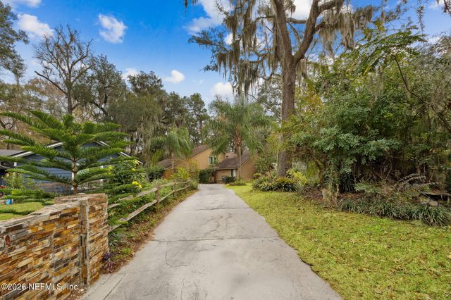 2431 CYPRESS SPRINGS Road, Orange Park, FL 32073