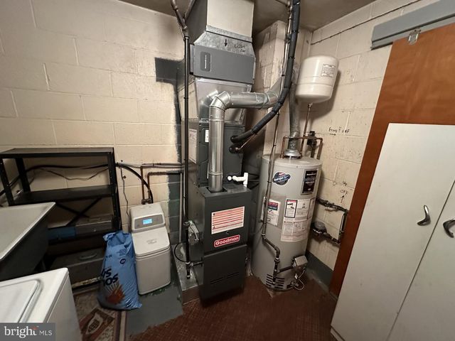 105 FAIRMOUNT AVE, Reading, PA 19606