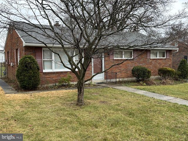 105 FAIRMOUNT AVE, Reading, PA 19606