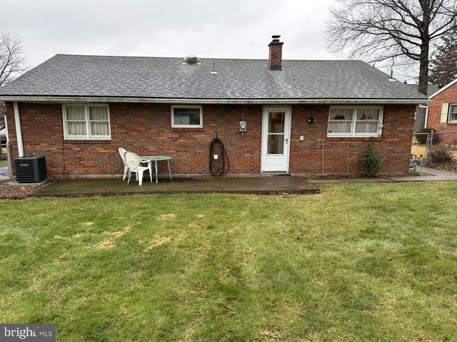 105 FAIRMOUNT AVE, Reading, PA 19606