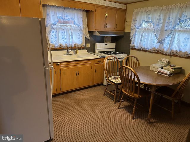 105 FAIRMOUNT AVE, Reading, PA 19606