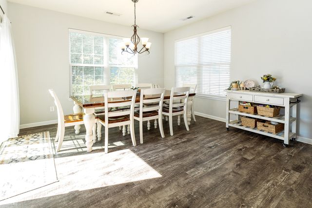 9239 Thames Drive, Avon, IN 46123