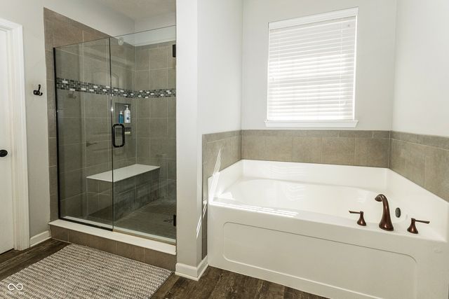 9239 Thames Drive, Avon, IN 46123