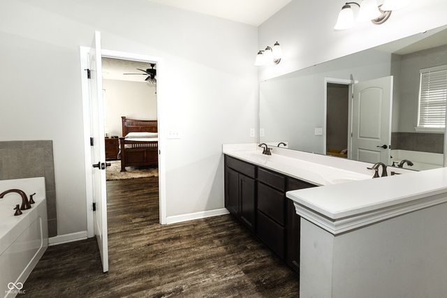 9239 Thames Drive, Avon, IN 46123