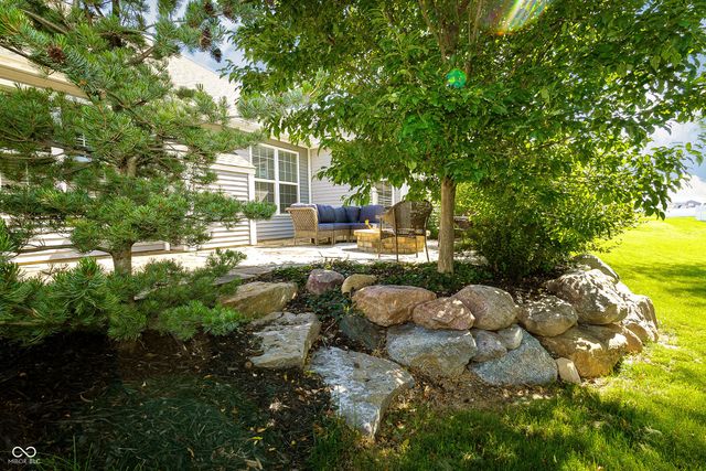 9239 Thames Drive, Avon, IN 46123