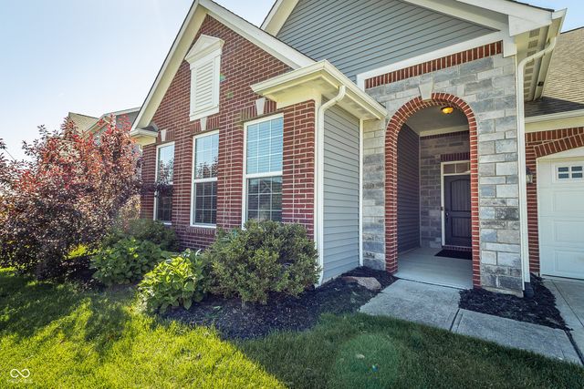 9239 Thames Drive, Avon, IN 46123