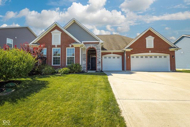 9239 Thames Drive, Avon, IN 46123