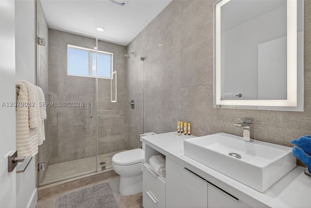 904 NE 15th Ave, Fort Lauderdale, FL 33304