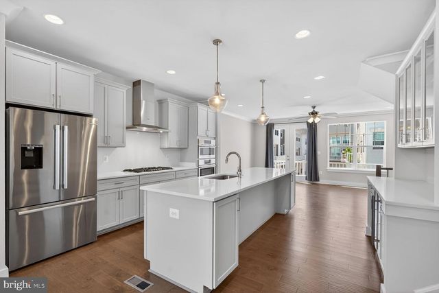 5128 RIDGEVIEW RETREAT, Chantilly, VA 20151