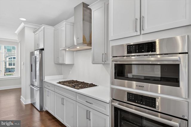 5128 RIDGEVIEW RETREAT, Chantilly, VA 20151