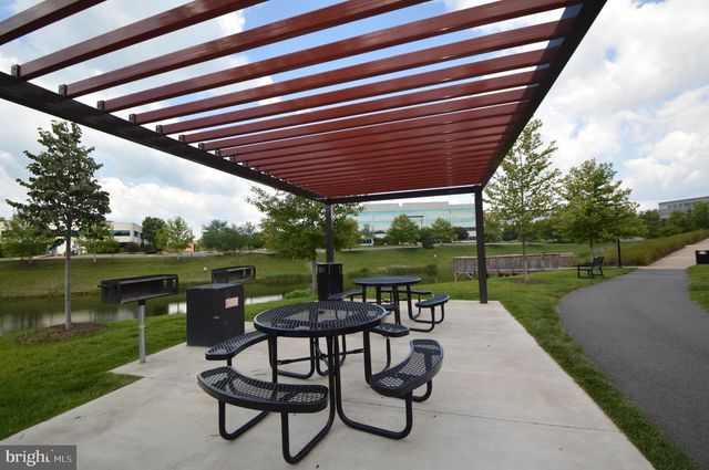 5128 RIDGEVIEW RETREAT, Chantilly, VA 20151