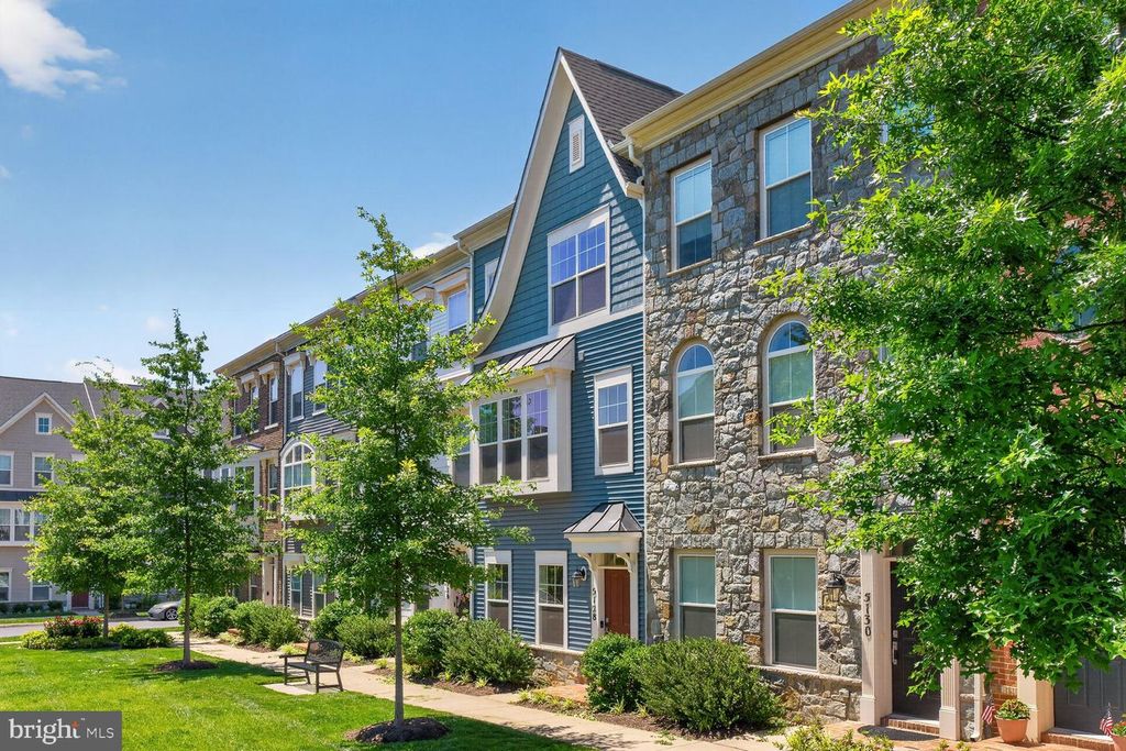5128 RIDGEVIEW RETREAT, Chantilly, VA 20151